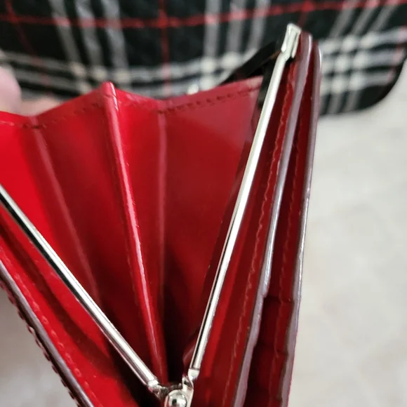 Burberry bag &Wallet Set - Picture 10 of 12